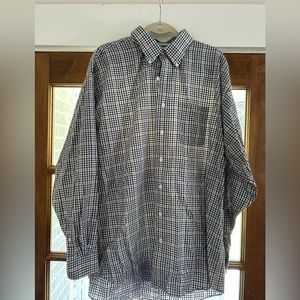 Men’s Batton long sleeve button up, size XL